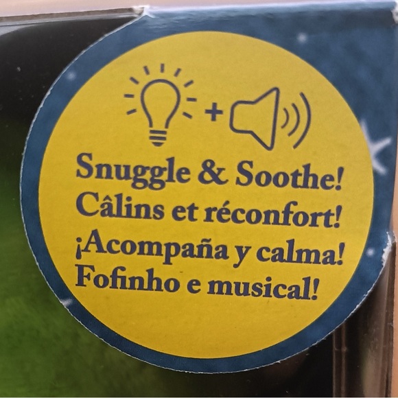 Hasbro Glo Worm Plush - Green and Cream - Picture 8 of 10